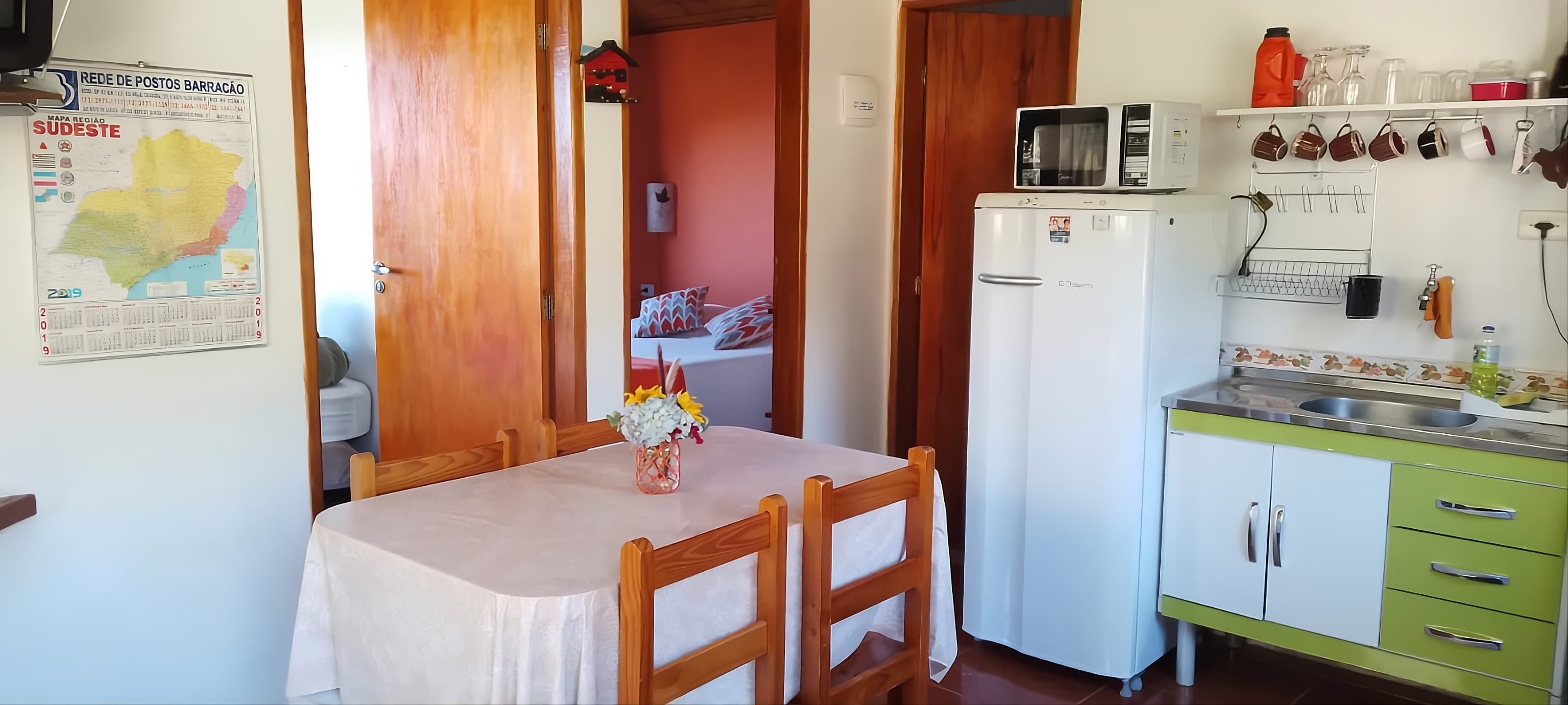 Quarto com camas de solteiro